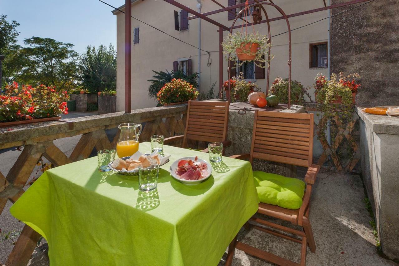 Rural Apartment Carolina Zrenj Eksteriør bilde